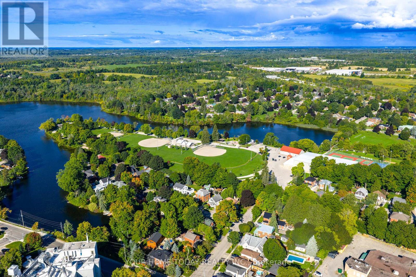 17 Park Avenue, Halton Hills, Ontario  L7J 1Y3 - Photo 46 - W12997112