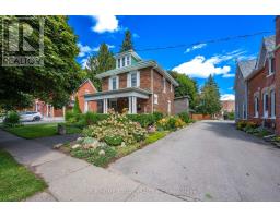 17 PARK AVENUE, Halton Hills, Ontario