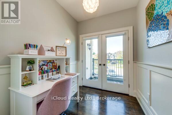 962 Fredonia Drive, Mississauga, Ontario  L5C 2W4 - Photo 15 - W12997132