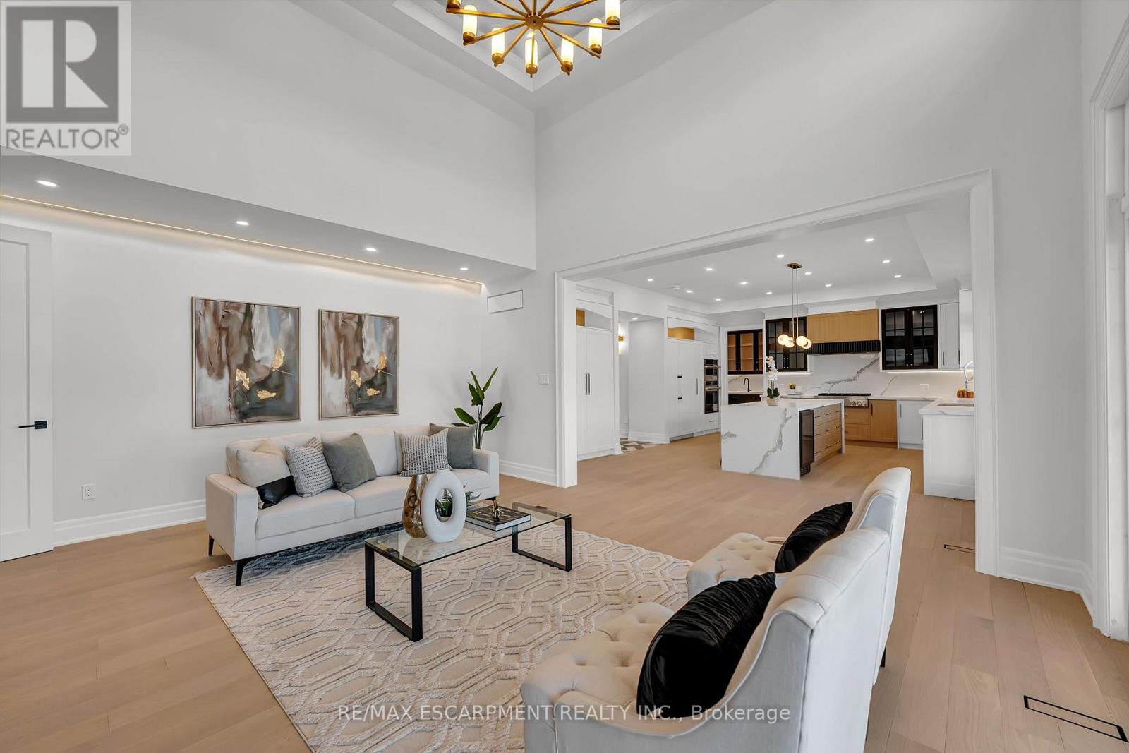 383 Wadsworth Street, Oakville, Ontario  L6K 2A2 - Photo 15 - W12997154