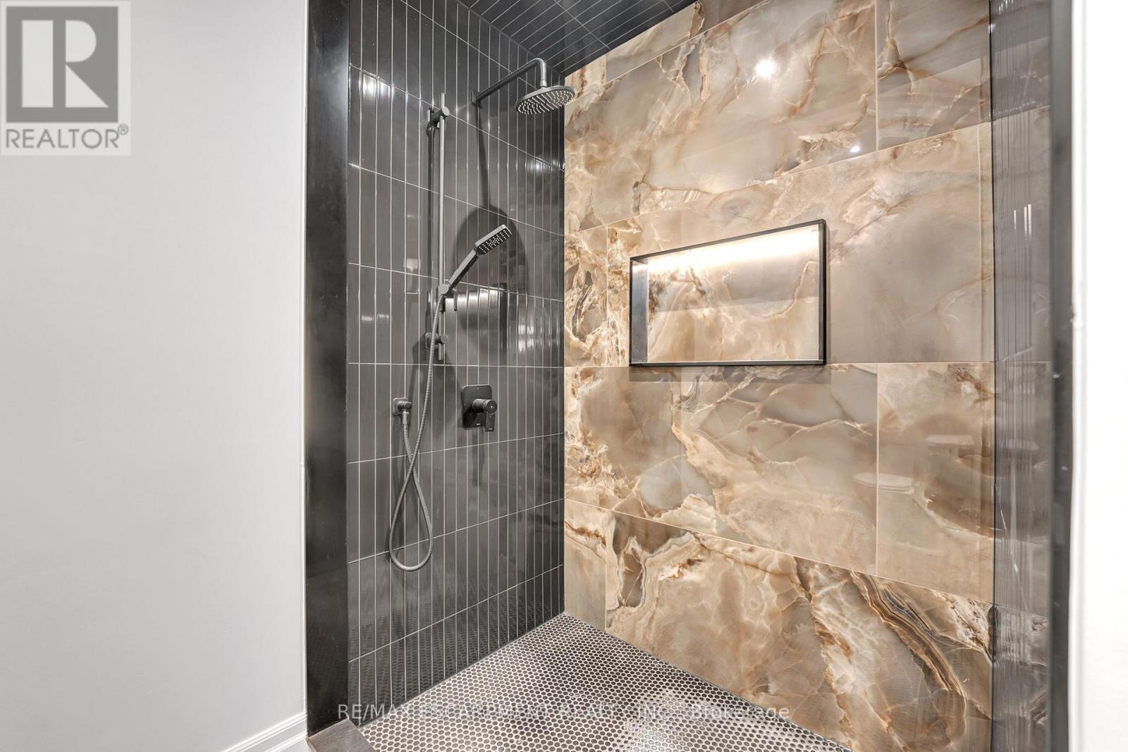 383 Wadsworth Street, Oakville, Ontario  L6K 2A2 - Photo 42 - W12997154