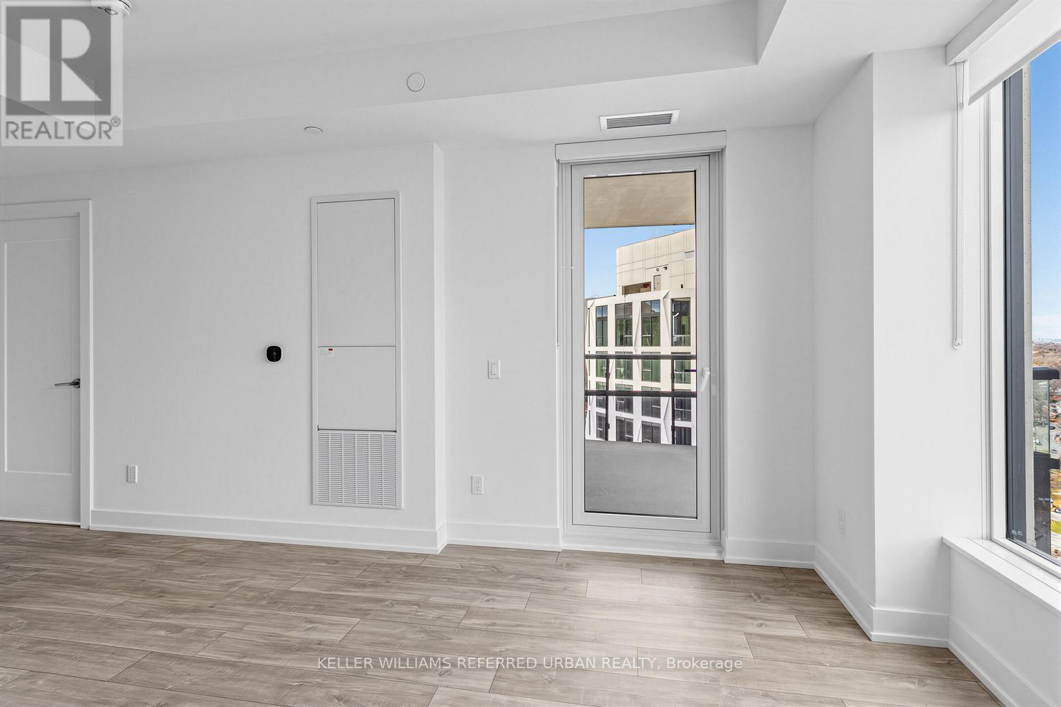 2112 - 60 Central Park Roadway, Toronto, Ontario  M9A 0E6 - Photo 11 - W12997158