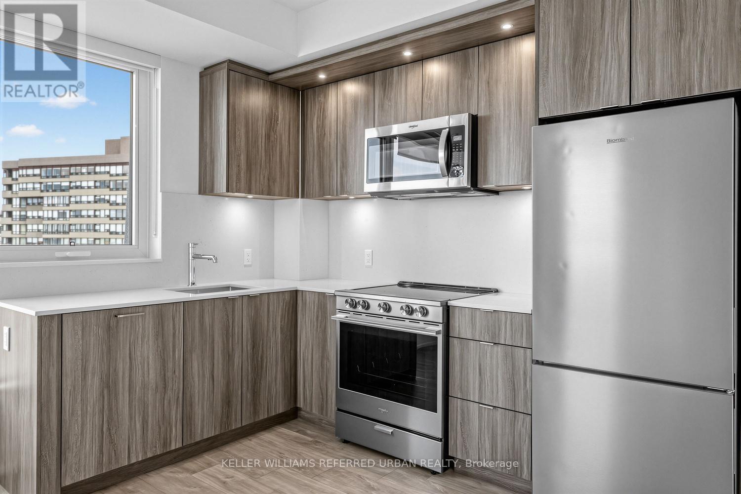 2112 - 60 Central Park Roadway, Toronto, Ontario  M9A 0E6 - Photo 22 - W12997158