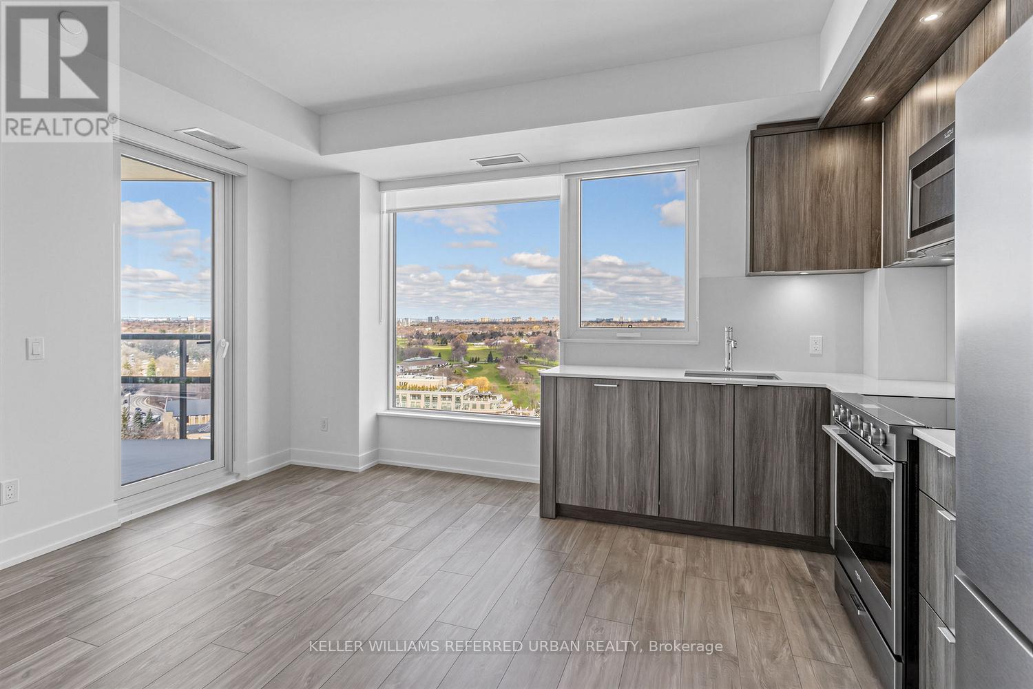 2112 - 60 Central Park Roadway, Toronto, Ontario  M9A 0E6 - Photo 6 - W12997158