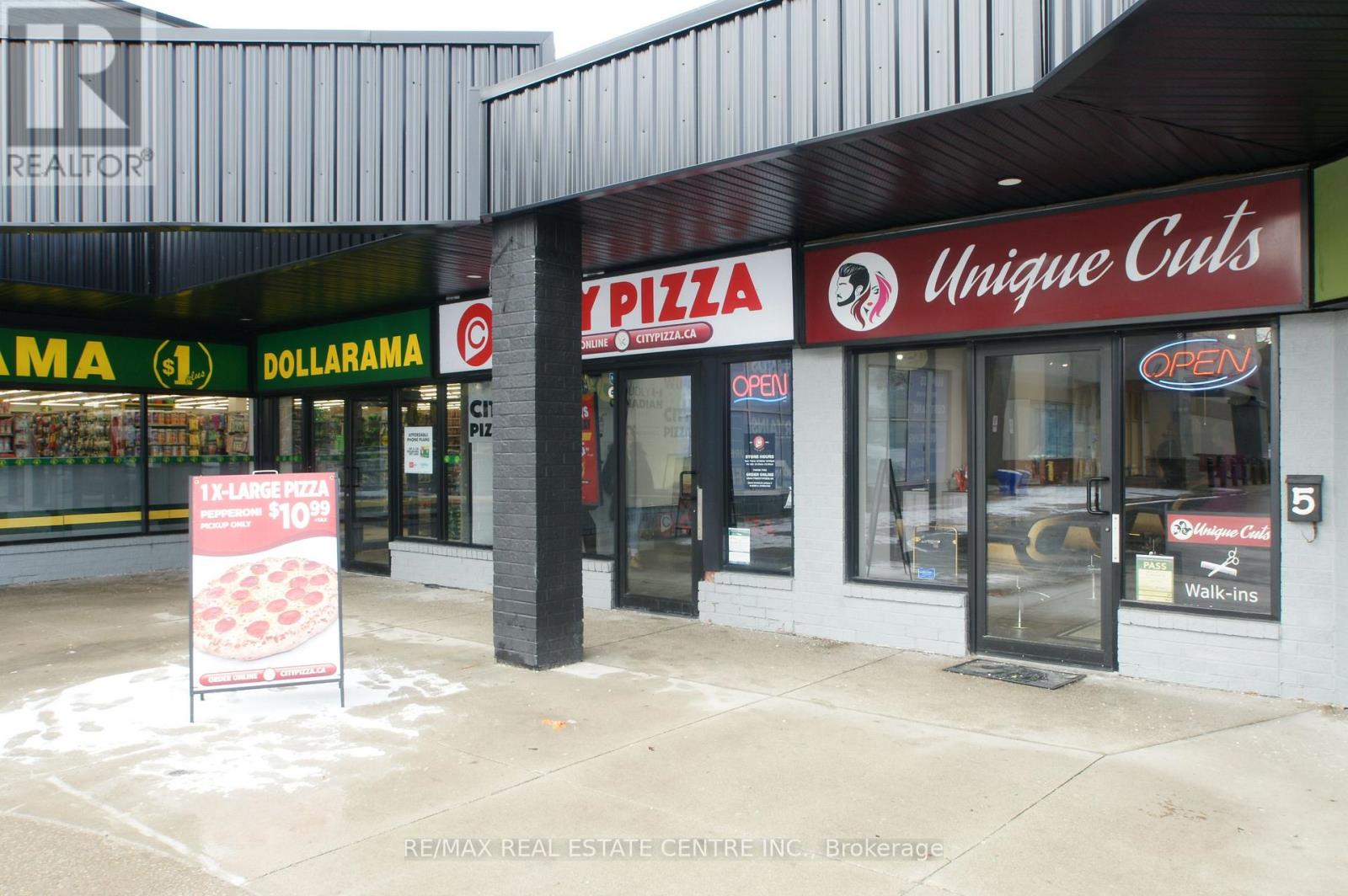 4 - 1865 Lakeshore Road W, Mississauga, Ontario  L5J 4P1 - Photo 2 - W12997160