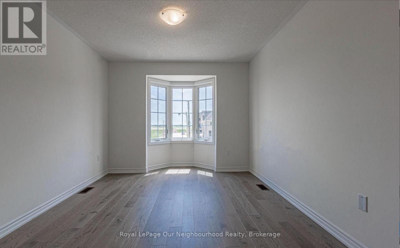 342 Thimbleweed Court, Milton, Ontario  L9E 1T2 - Photo 23 - W12997214