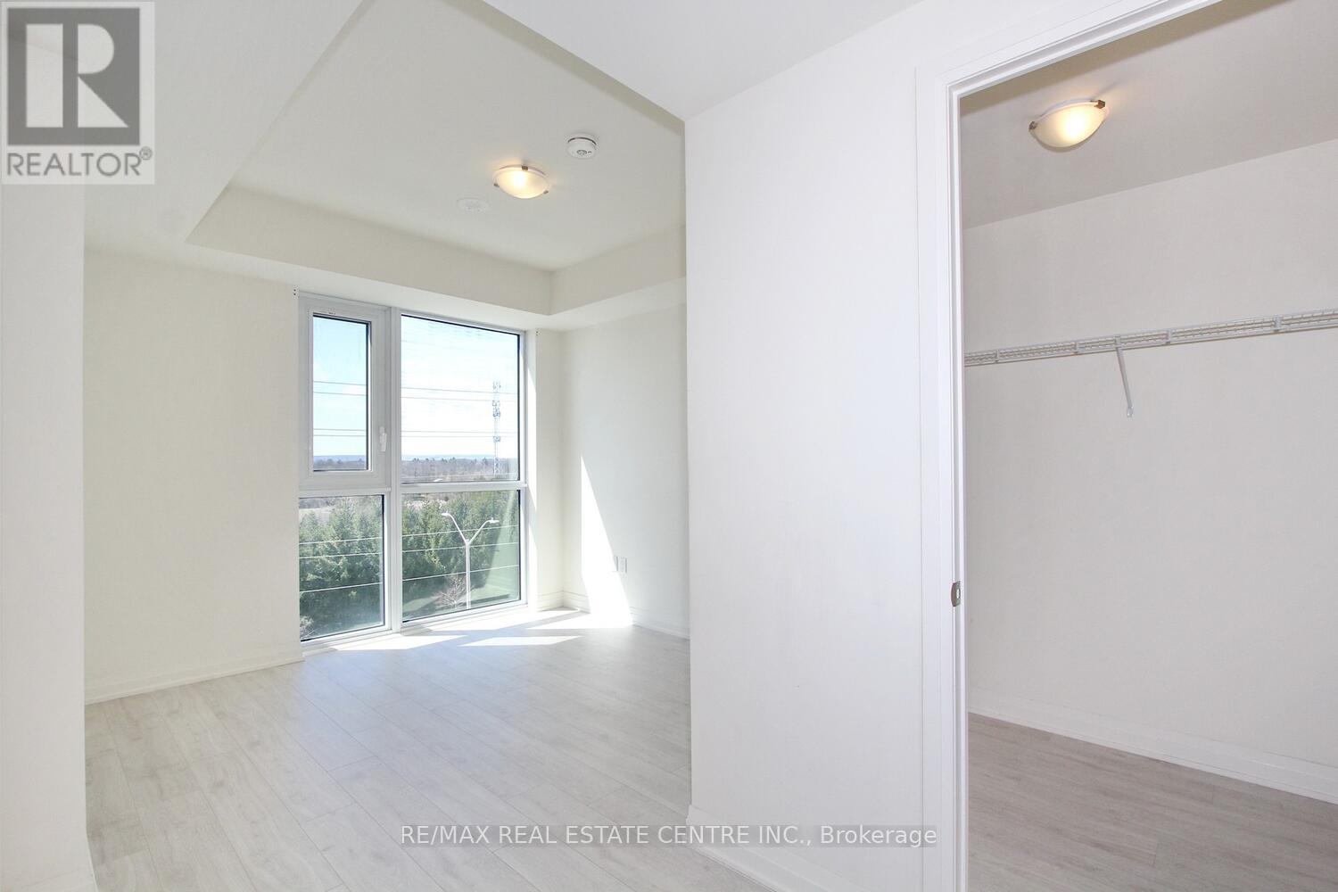 403 - 509 Dundas Street W, Oakville, Ontario  L5M 5P4 - Photo 15 - W12997218