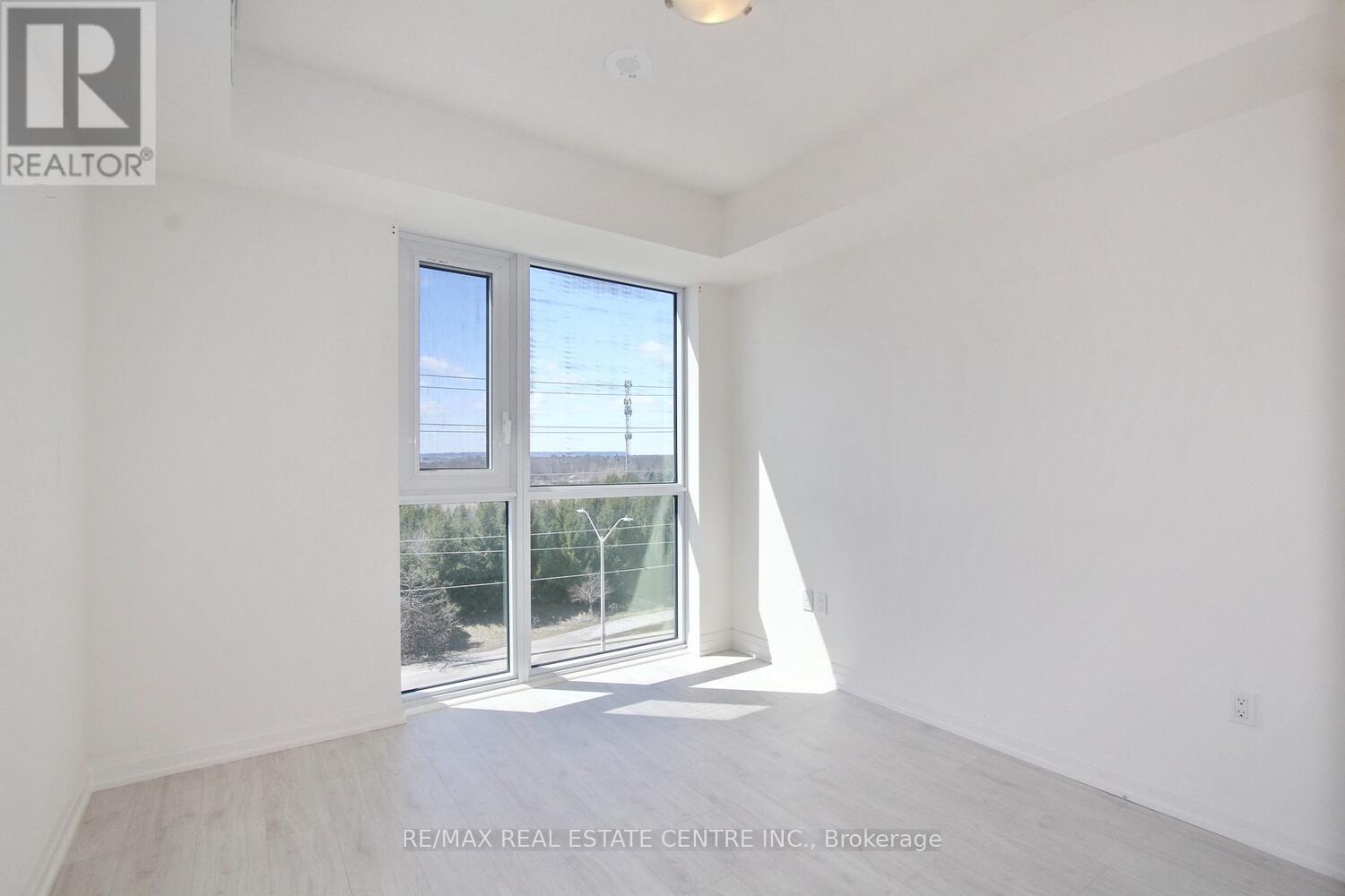 403 - 509 Dundas Street W, Oakville, Ontario  L5M 5P4 - Photo 16 - W12997218