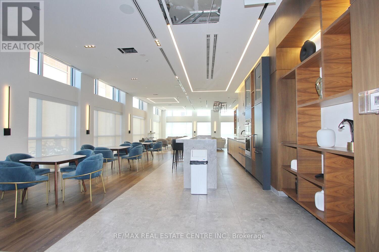 403 - 509 Dundas Street W, Oakville, Ontario  L5M 5P4 - Photo 29 - W12997218