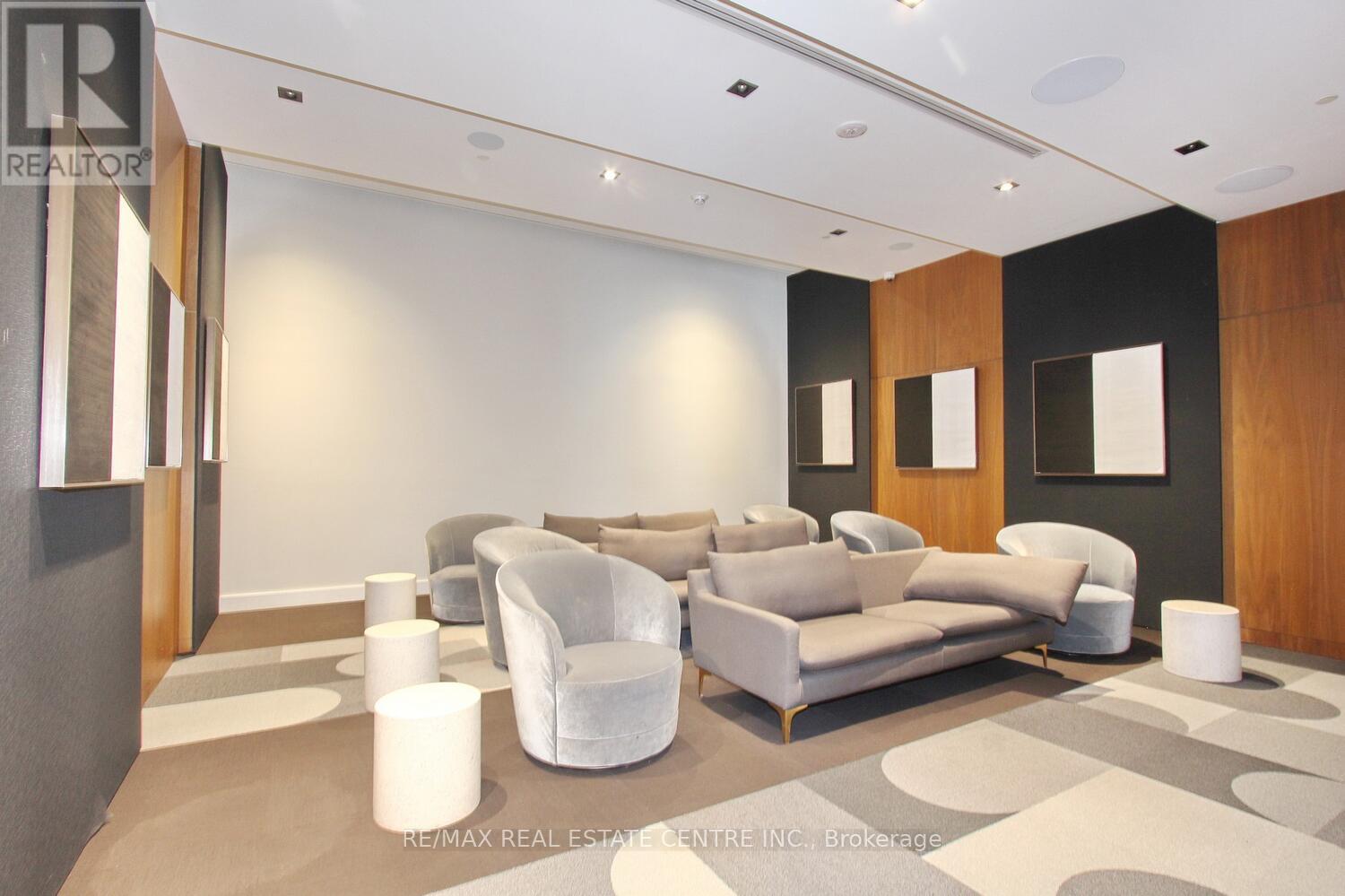 403 - 509 Dundas Street W, Oakville, Ontario  L5M 5P4 - Photo 32 - W12997218