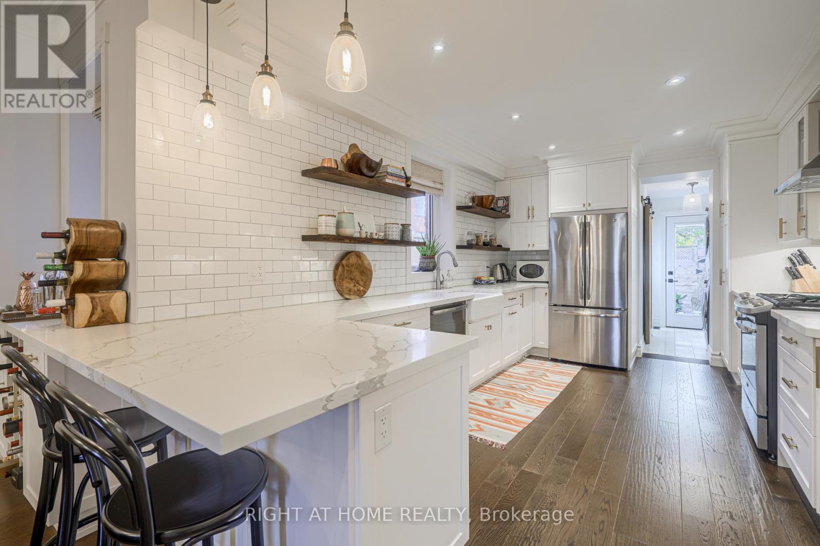 7 Gwynne Avenue, Toronto, Ontario  M6K 2C2 - Photo 13 - W12997222