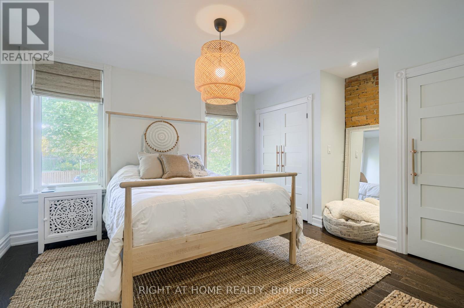 7 Gwynne Avenue, Toronto, Ontario  M6K 2C2 - Photo 22 - W12997222