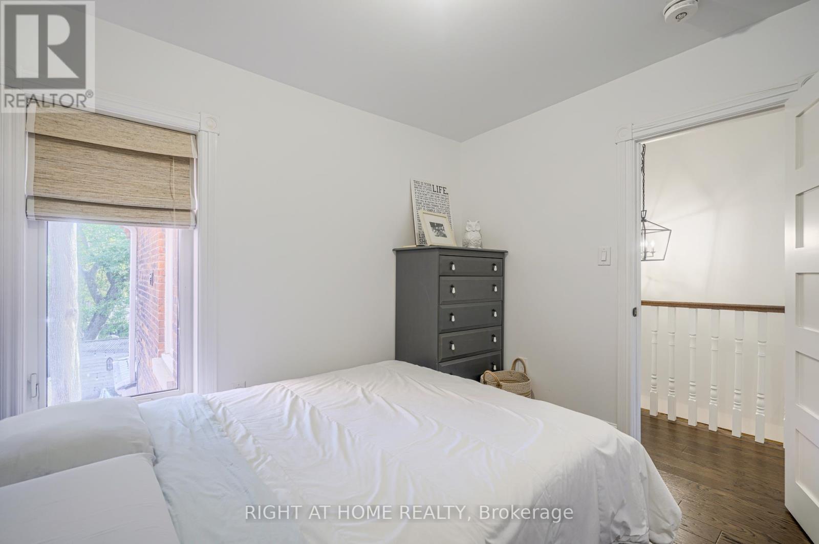 7 Gwynne Avenue, Toronto, Ontario  M6K 2C2 - Photo 29 - W12997222