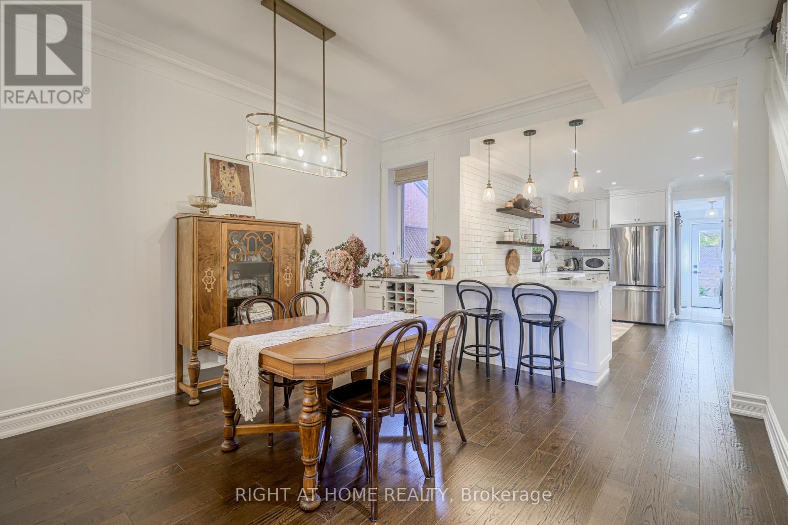 7 Gwynne Avenue, Toronto, Ontario  M6K 2C2 - Photo 8 - W12997222