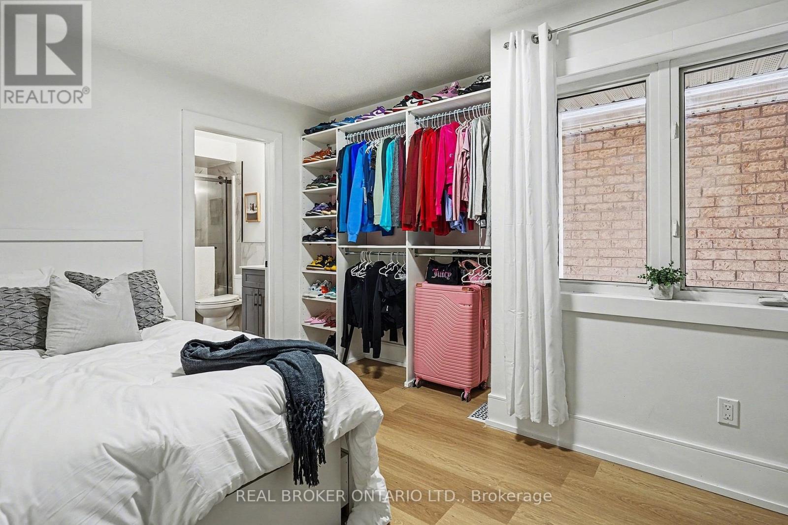 16 Leitch Avenue, Toronto, Ontario  M3J 3P2 - Photo 19 - W12997260