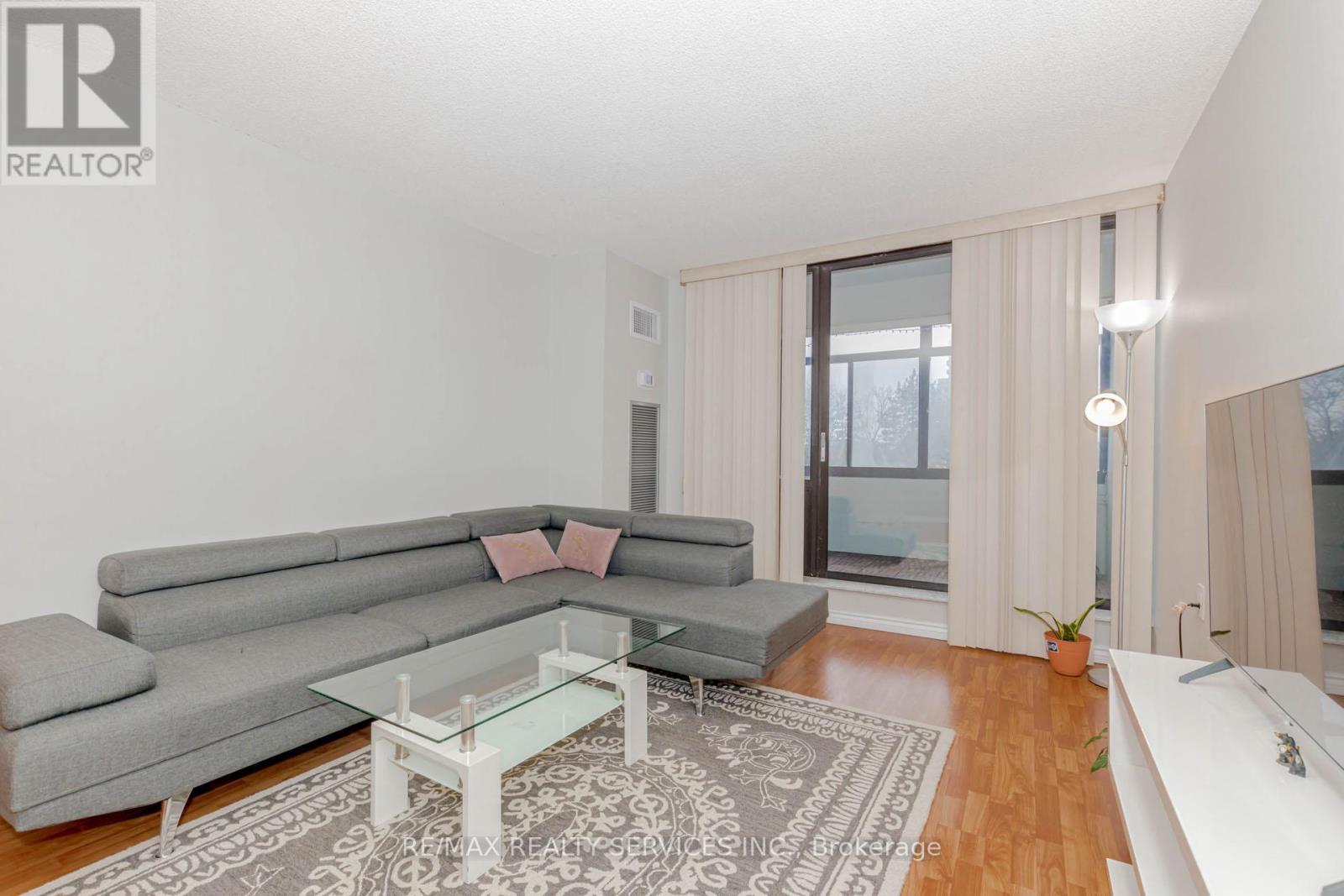 304 - 18 Knightsbridge Road, Brampton, Ontario  L6T 3X5 - Photo 12 - W12997272