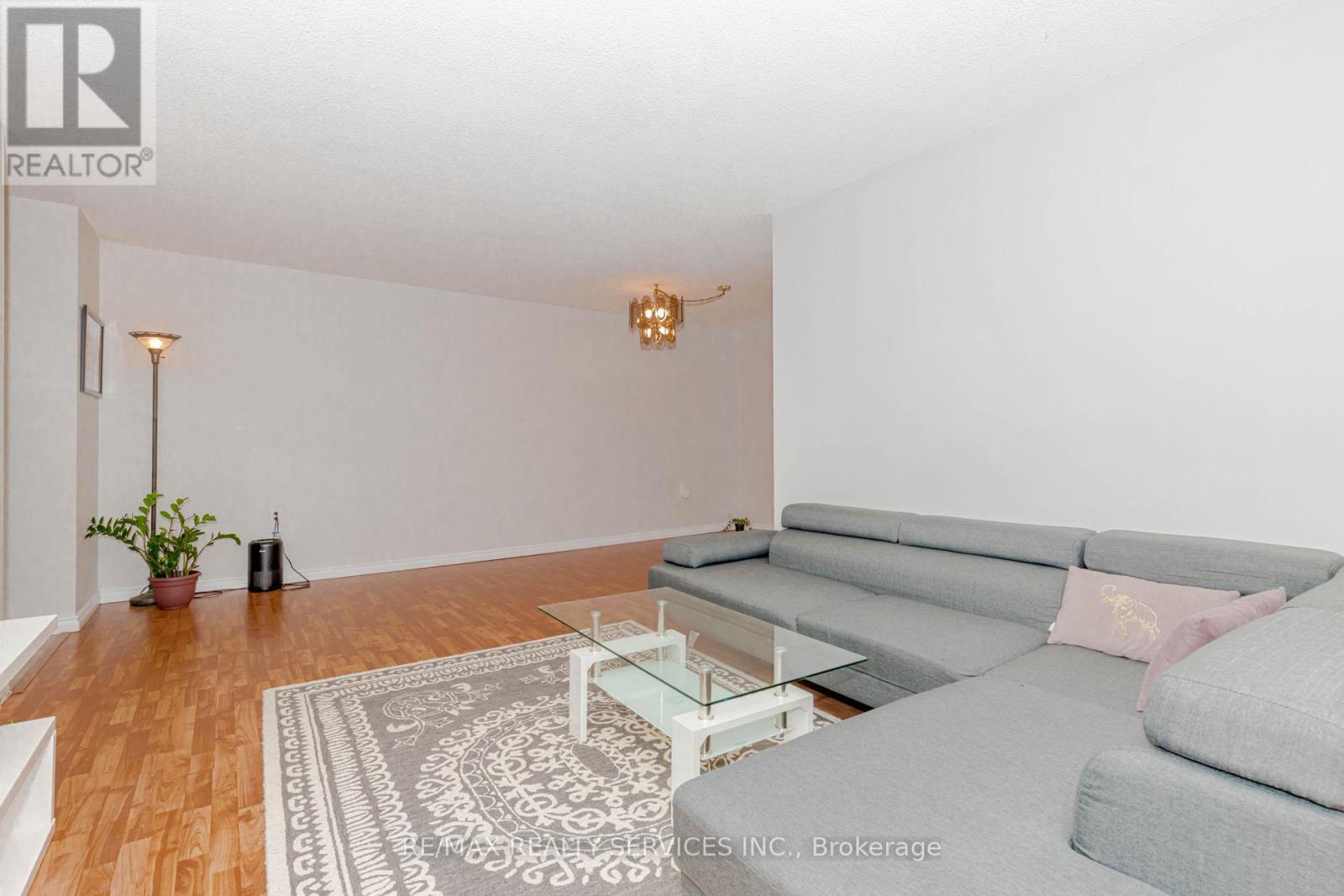 304 - 18 Knightsbridge Road, Brampton, Ontario  L6T 3X5 - Photo 13 - W12997272