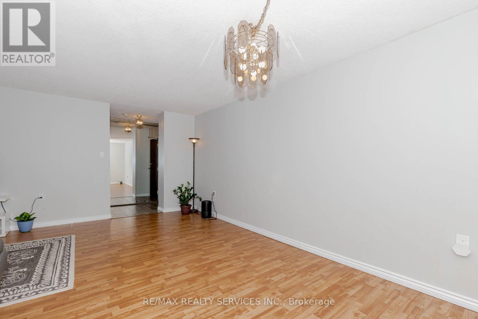 304 - 18 Knightsbridge Road, Brampton, Ontario  L6T 3X5 - Photo 15 - W12997272