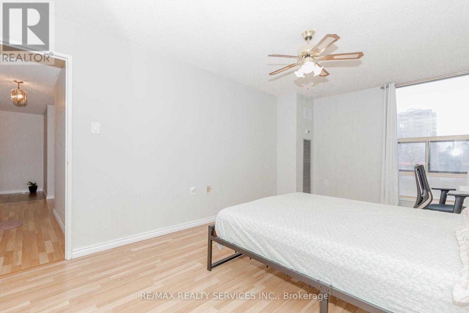 304 - 18 Knightsbridge Road, Brampton, Ontario  L6T 3X5 - Photo 29 - W12997272