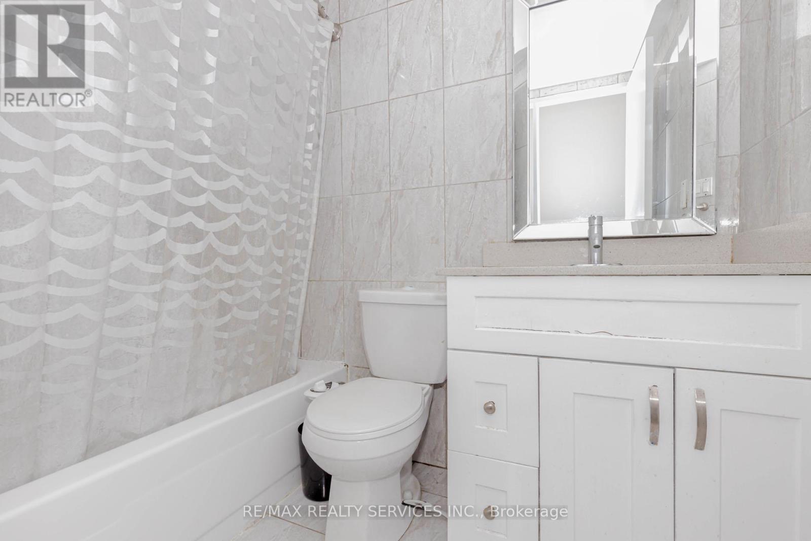 304 - 18 Knightsbridge Road, Brampton, Ontario  L6T 3X5 - Photo 35 - W12997272