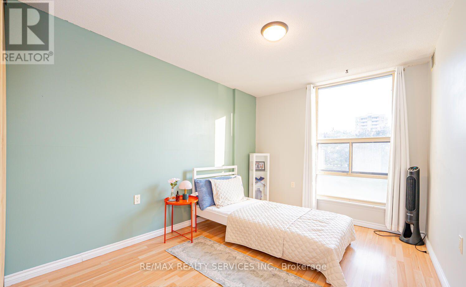 304 - 18 Knightsbridge Road, Brampton, Ontario  L6T 3X5 - Photo 37 - W12997272