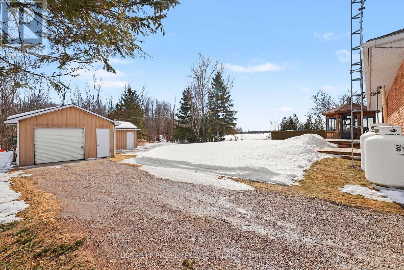 579 Kelly-Jordan Road, Montague, Ontario K7A 4S4 - Photo 26 - X12872034