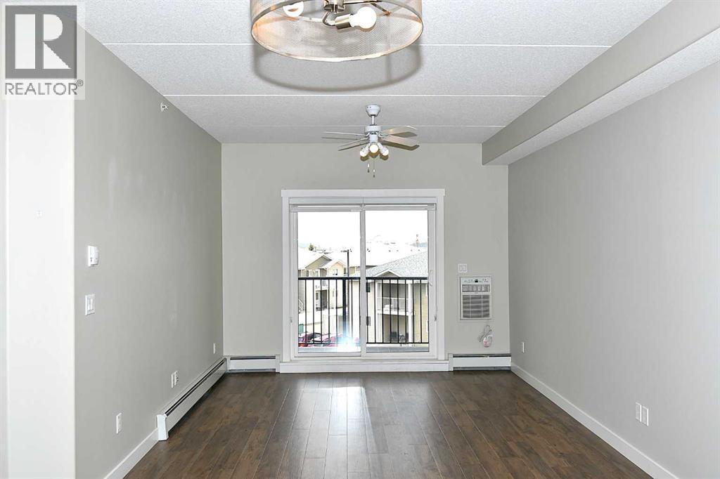 306, 499 Meadow Lake Court, Brooks, Alberta  T1R 0Y7 - Photo 6 - A2291542