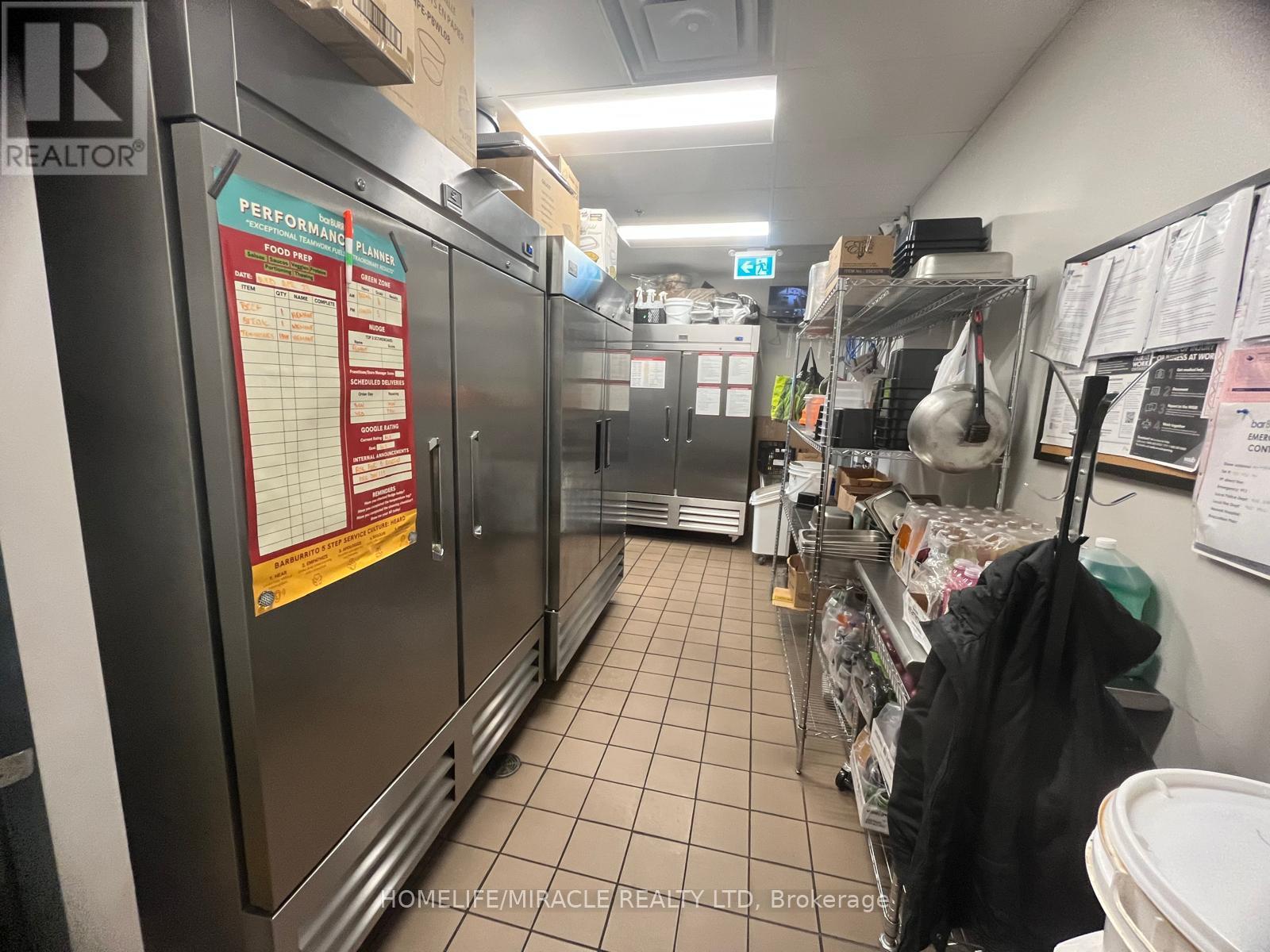 6 - 160 Highway # 20, Pelham, Ontario  L0S 1E0 - Photo 9 - X12997048