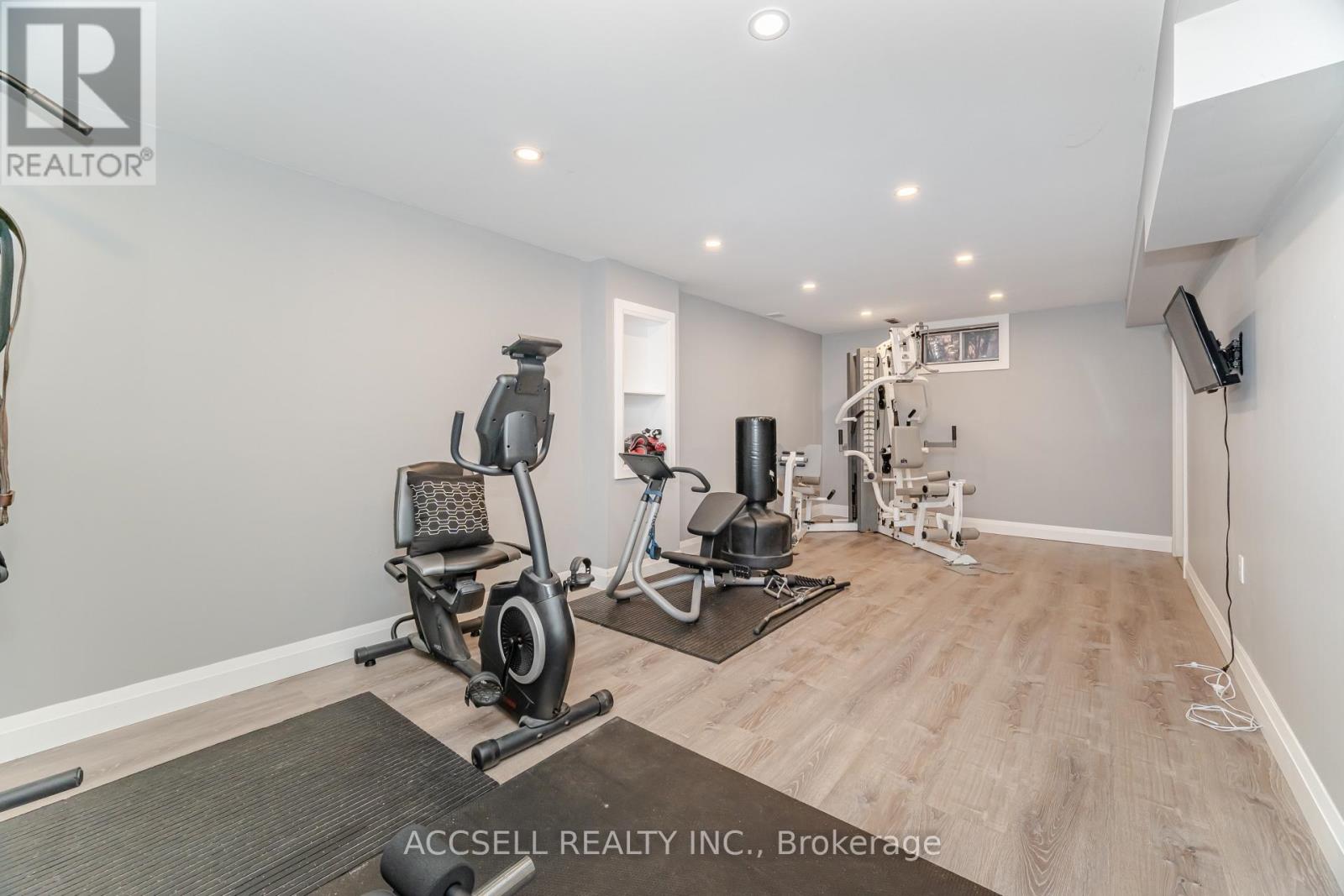 3 Longyear Drive, Hamilton, Ontario  L8B 0E1 - Photo 37 - X12997050