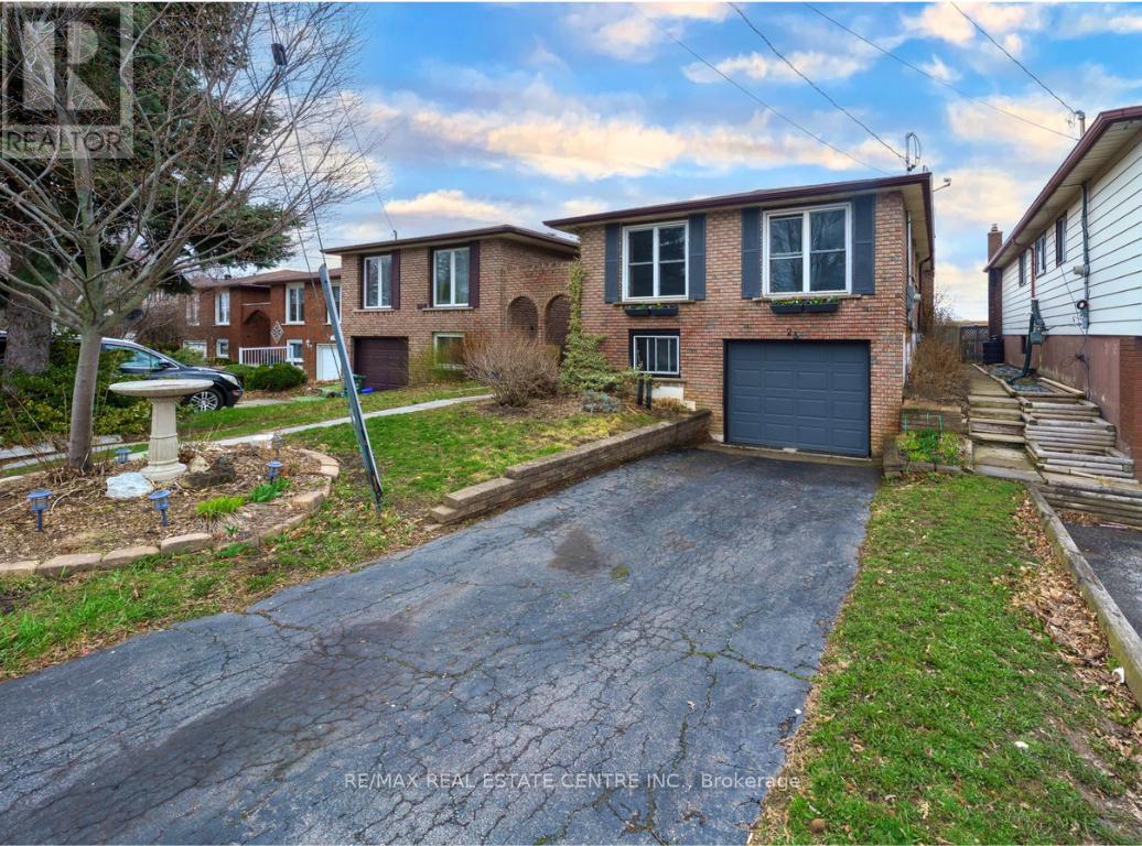 23 TAYMALL STREET, Hamilton, Ontario