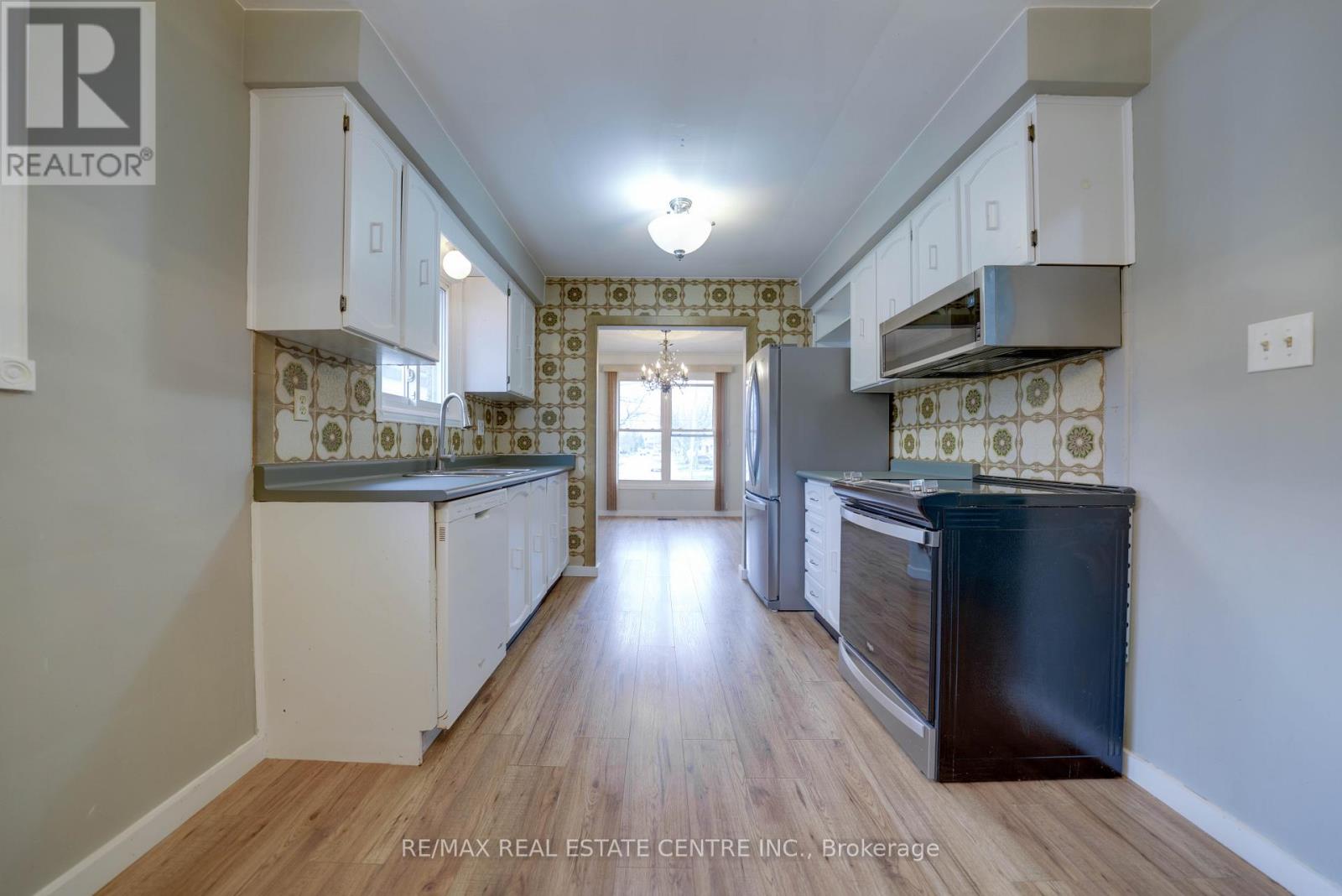 23 Taymall Street, Hamilton, Ontario  L8W 1Z7 - Photo 11 - X12997074