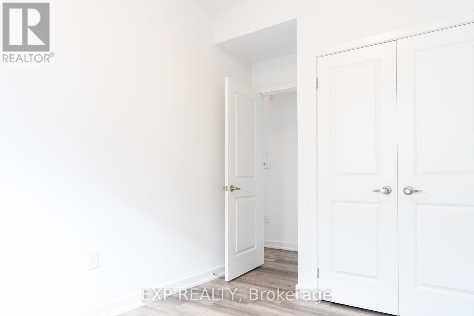 40 - 205 West Oak Trail, Kitchener, Ontario  N2R 0R9 - Photo 8 - X12997142