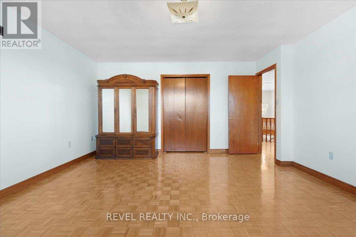 18 Marcel Place, Hamilton, Ontario  L9B 1W3 - Photo 19 - X12997198