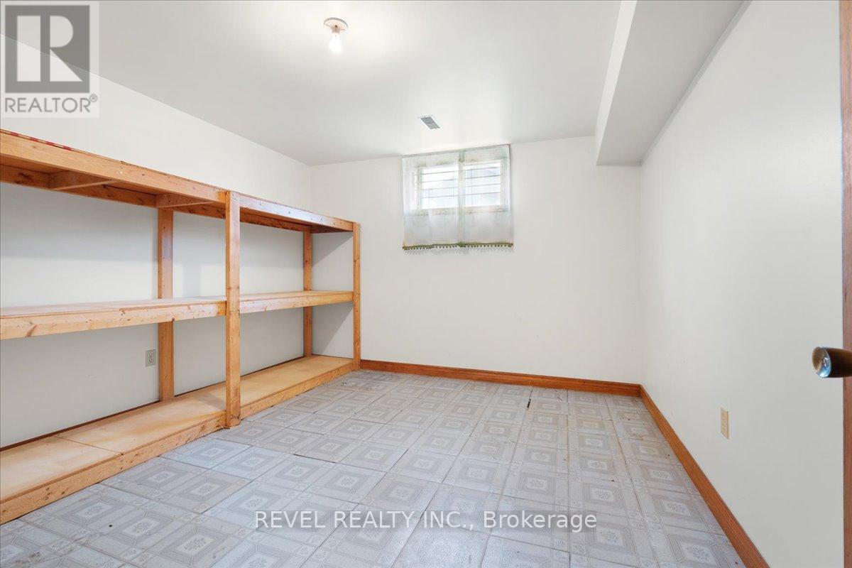 18 Marcel Place, Hamilton, Ontario  L9B 1W3 - Photo 32 - X12997198