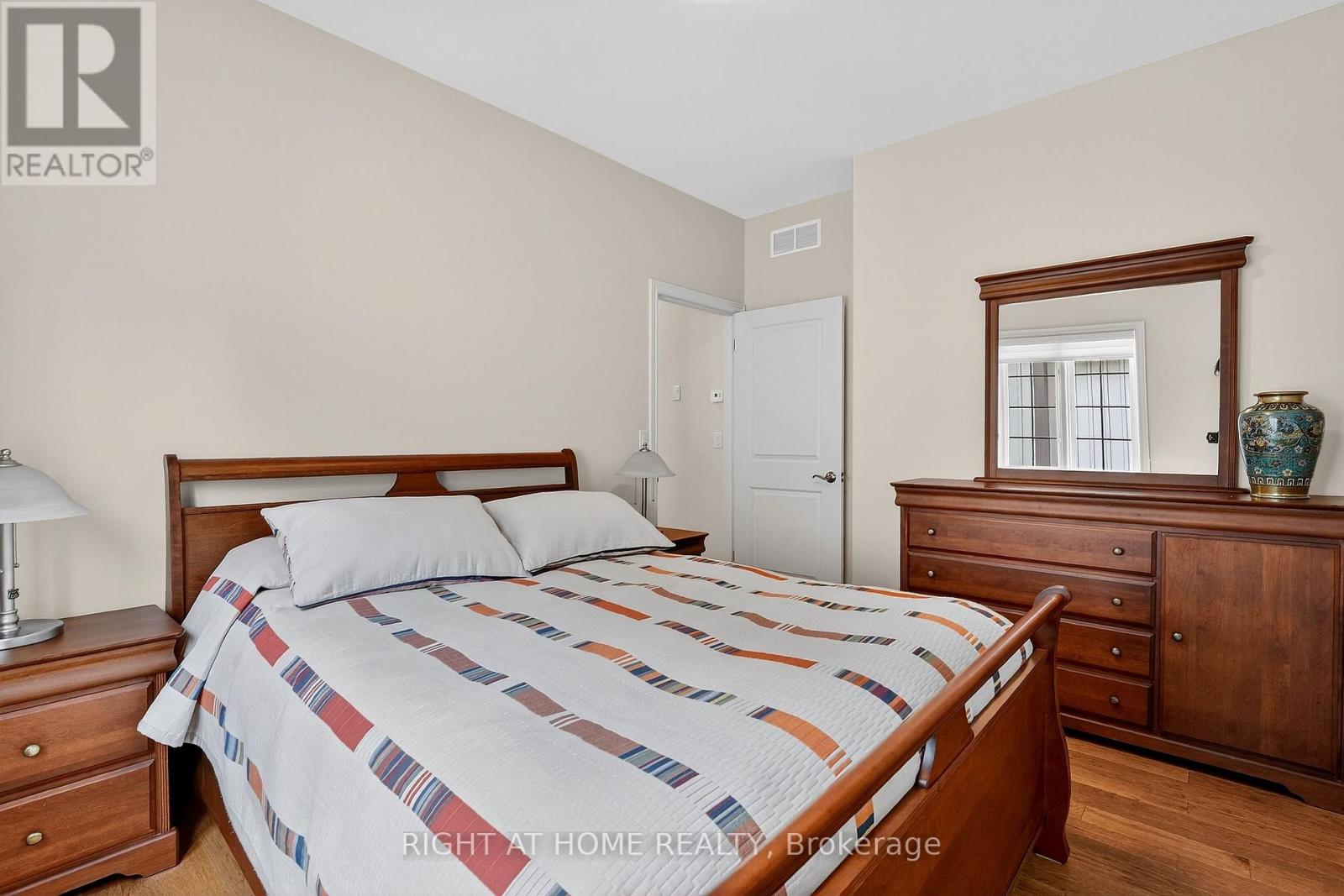 2 Seyval Place, Niagara-On-The-Lake, Ontario  L0S 1J0 - Photo 24 - X12997208