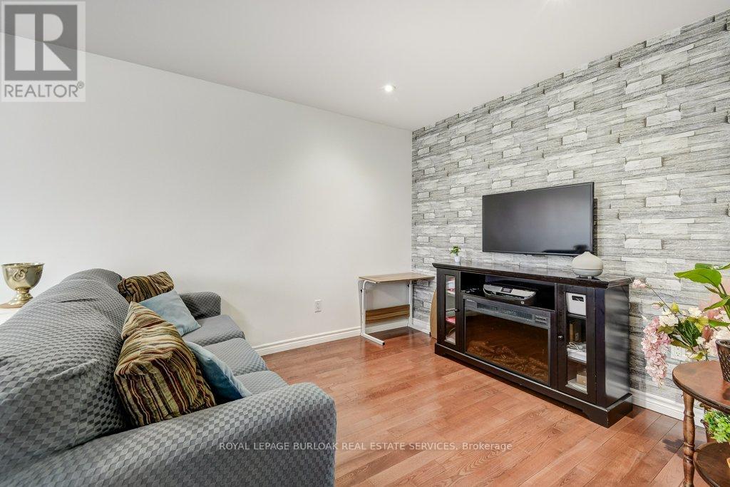 18 - 1350 Limeridge Road E, Hamilton, Ontario  L8W 1L6 - Photo 7 - X12997226