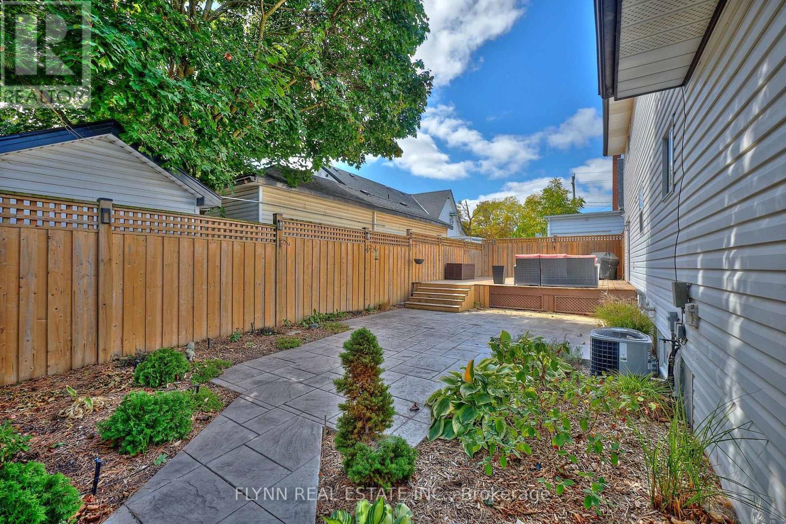 3 Brock Street, Thorold, Ontario  L2V 1V7 - Photo 32 - X12997244