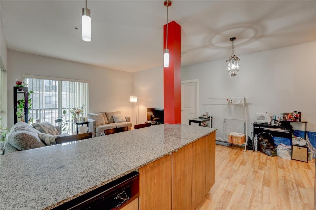 215 9655 King George Boulevard, Surrey, British Columbia  V3T 0C7 - Photo 10 - R3110629