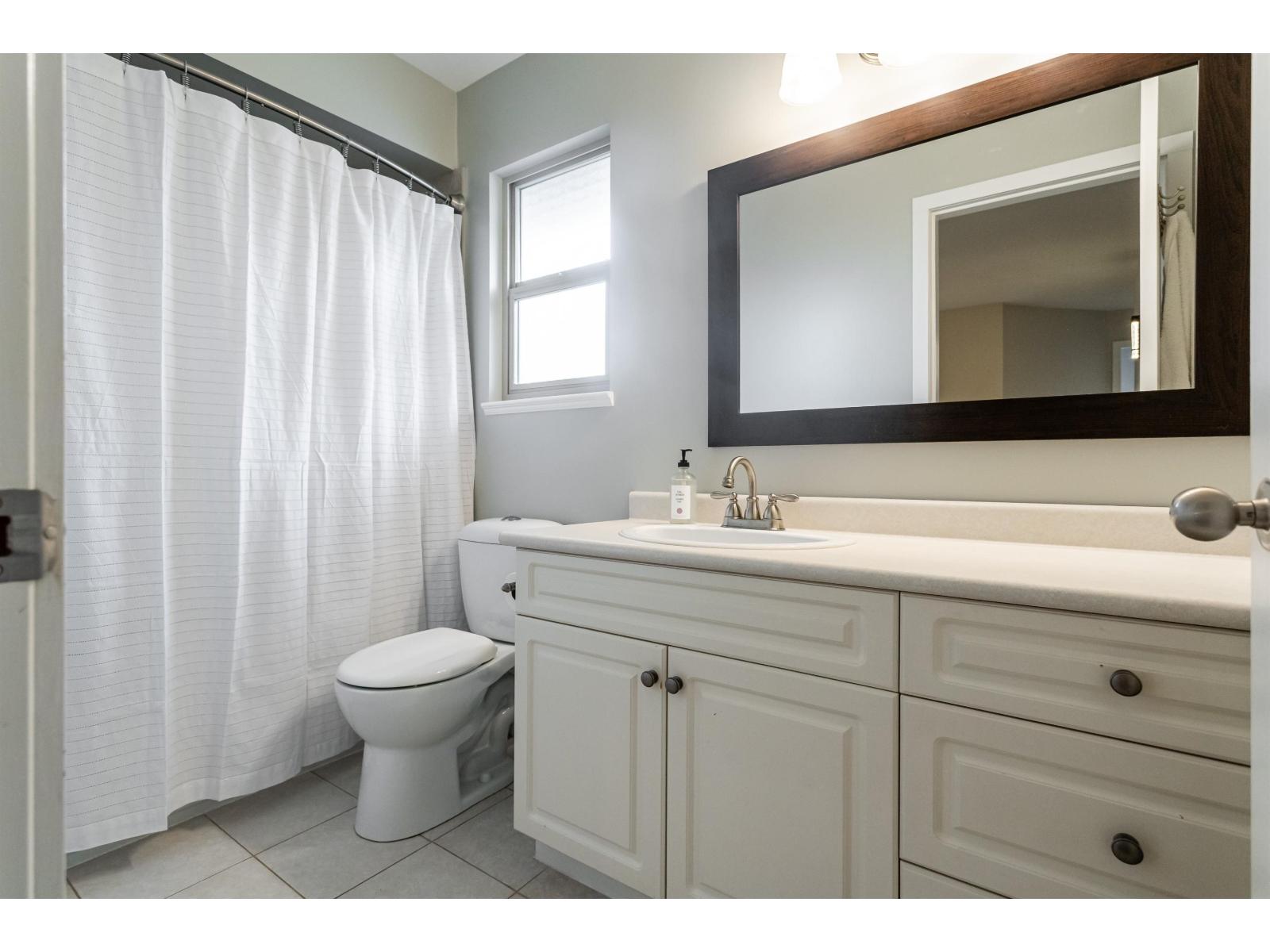 6528 187a Street, Surrey, British Columbia  V3S 8V2 - Photo 27 - R3090961