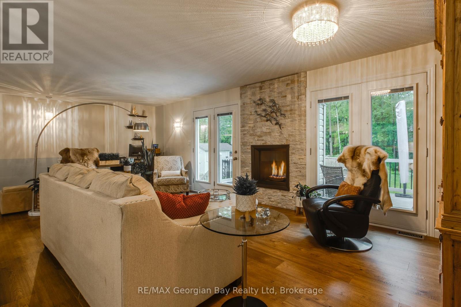 229 Gilwood Park Drive, Penetanguishene, Ontario L9M 1Z4 - Photo 12 - S12997406