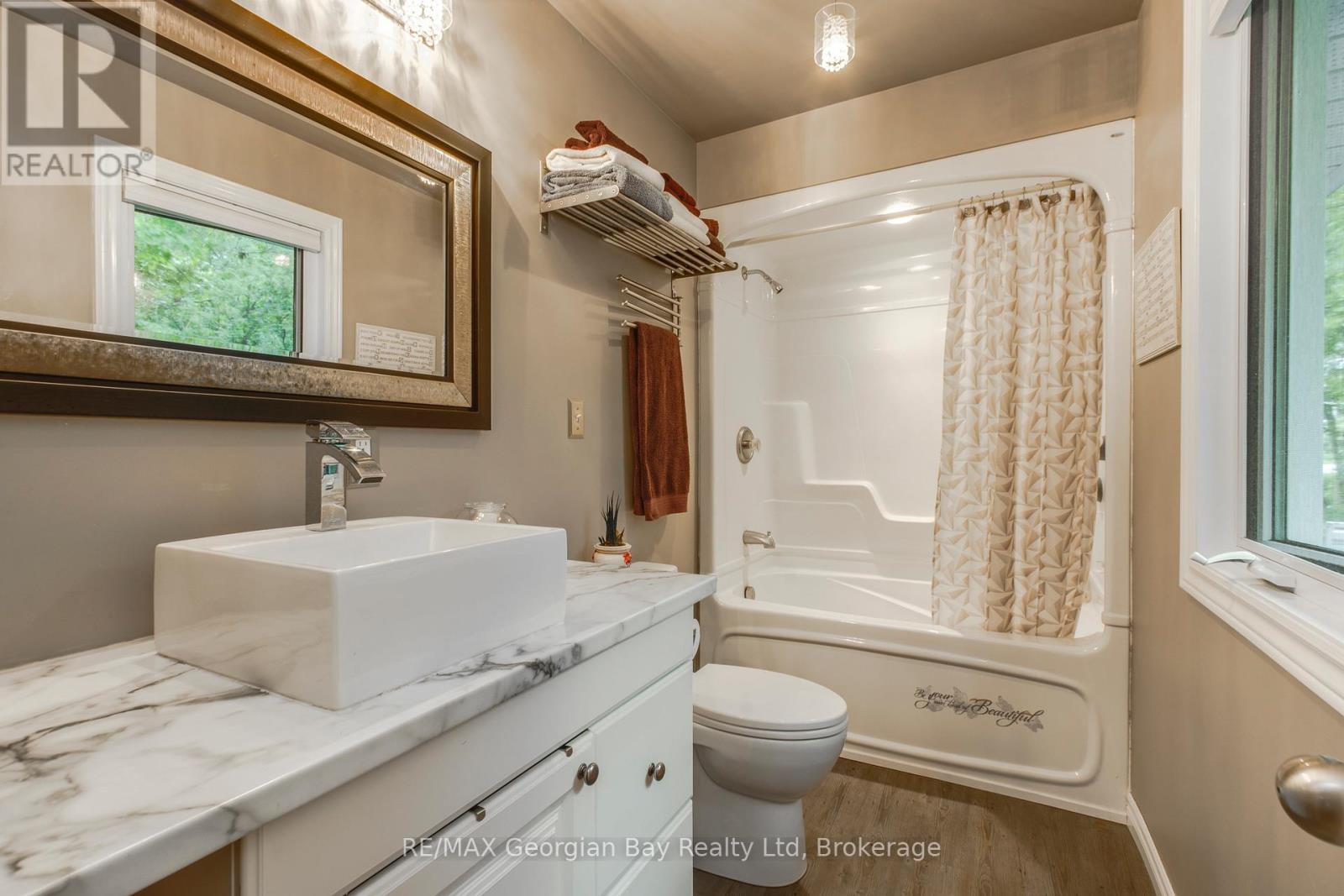 229 Gilwood Park Drive, Penetanguishene, Ontario L9M 1Z4 - Photo 23 - S12997406