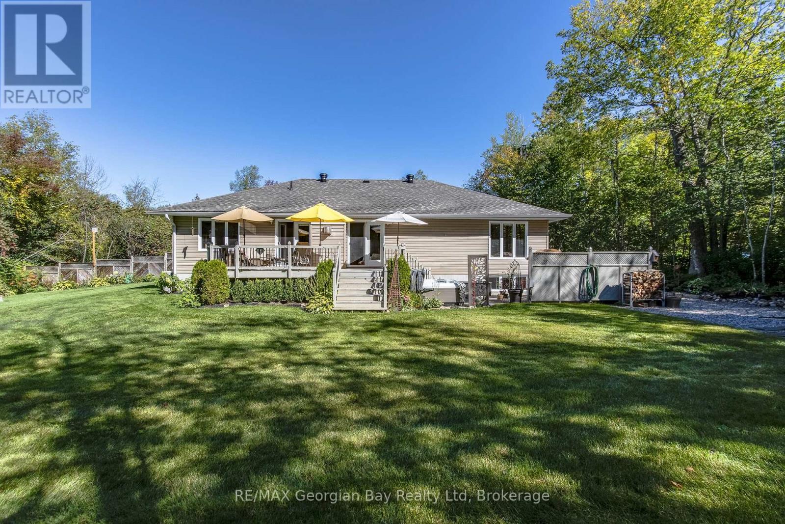 229 Gilwood Park Drive, Penetanguishene, Ontario L9M 1Z4 - Photo 39 - S12997406