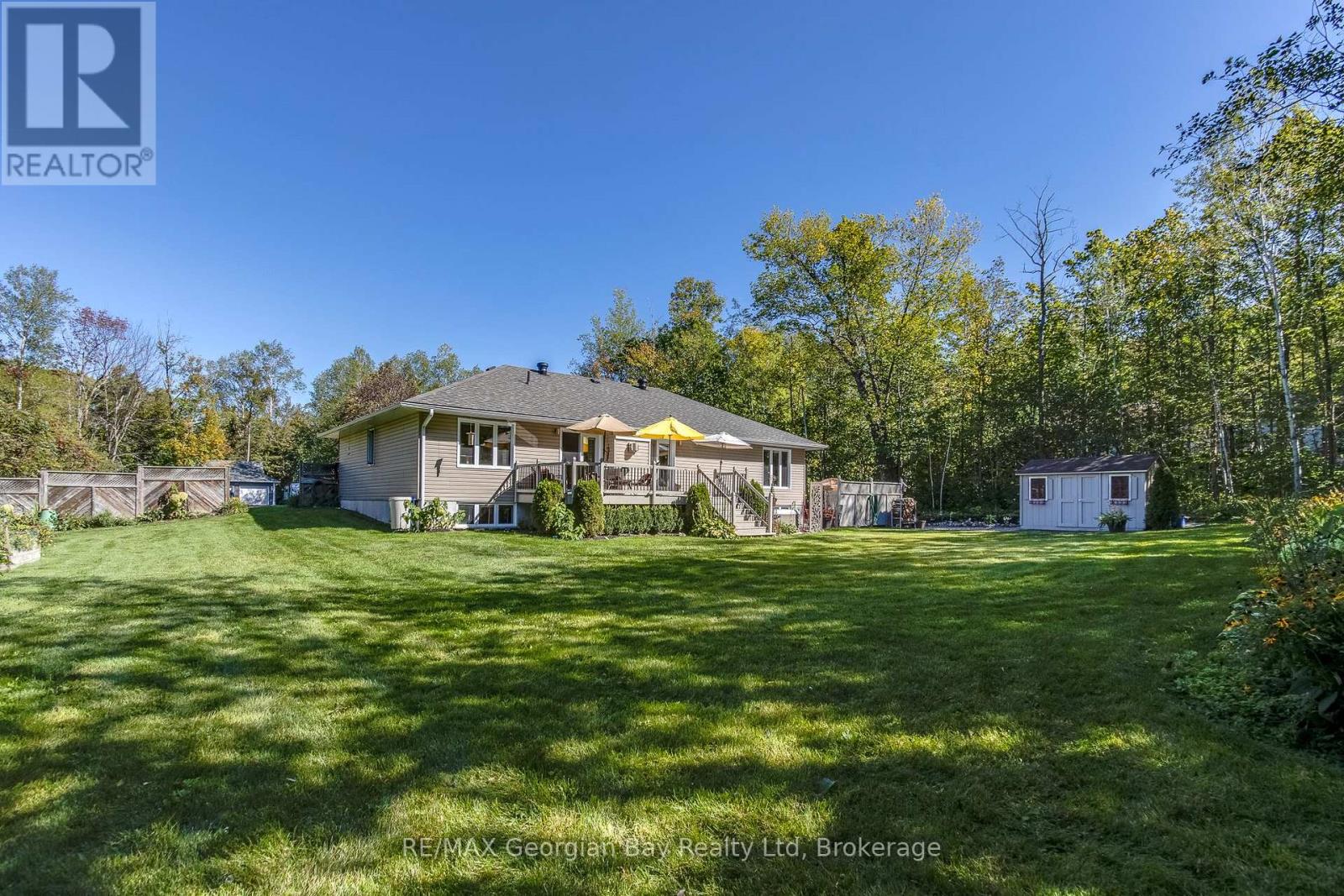 229 Gilwood Park Drive, Penetanguishene, Ontario L9M 1Z4 - Photo 40 - S12997406