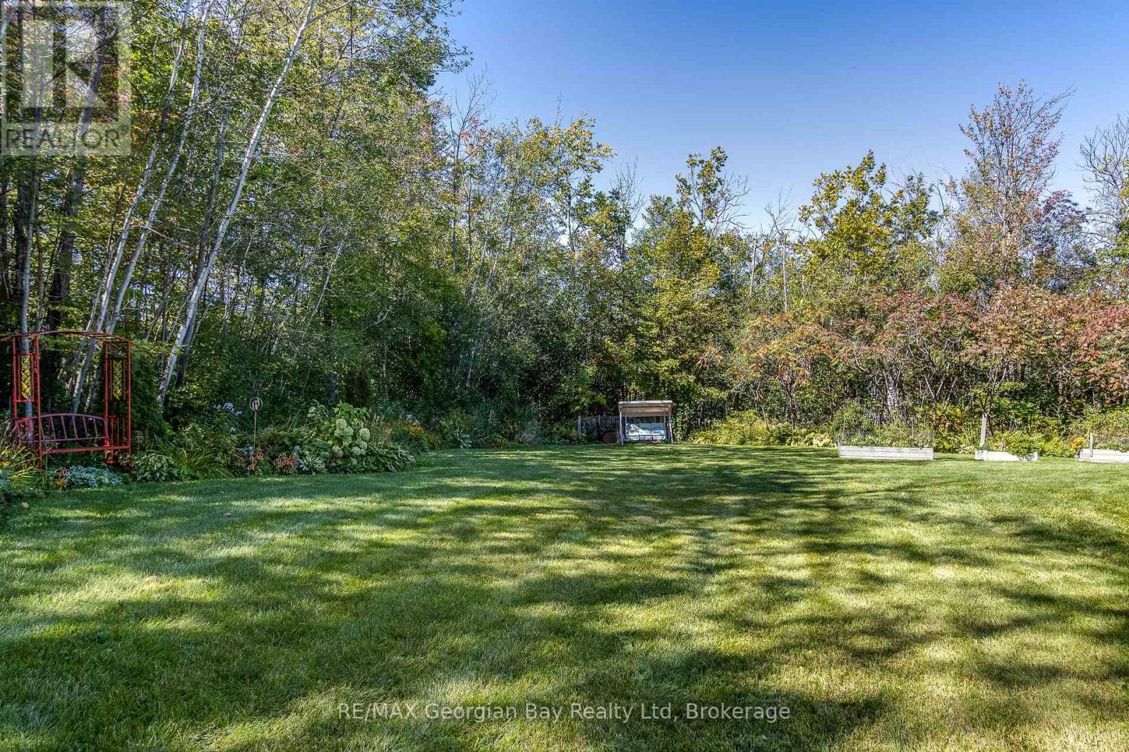 229 Gilwood Park Drive, Penetanguishene, Ontario L9M 1Z4 - Photo 44 - S12997406