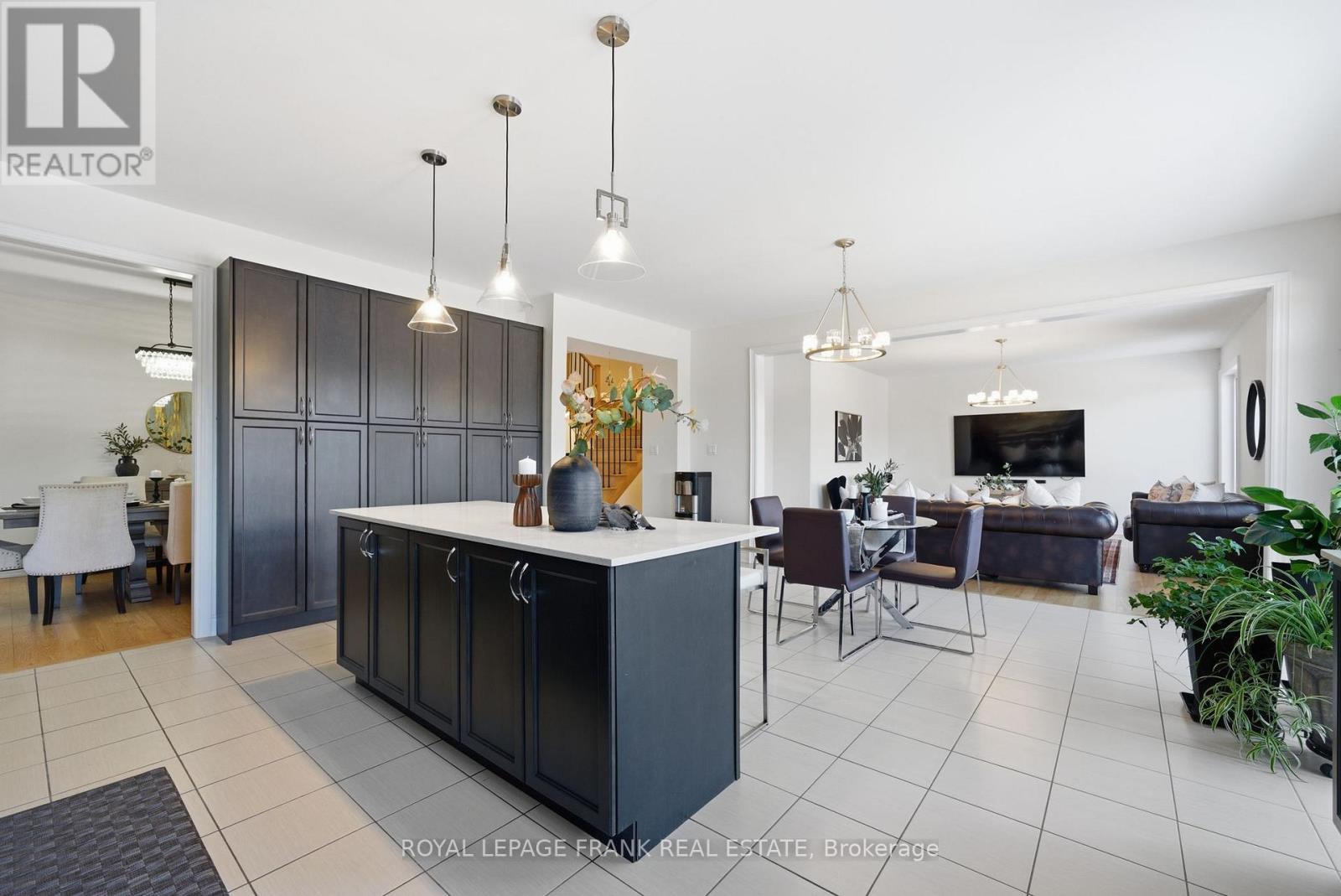 60 Hennessey Crescent, Kawartha Lakes, Ontario  K9V 0P3 - Photo 18 - X12807752