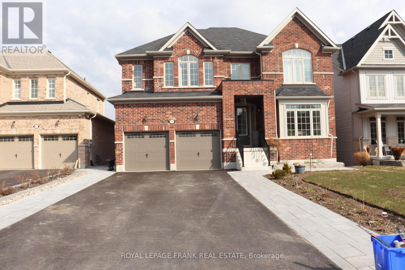 60 Hennessey Crescent, Kawartha Lakes, Ontario  K9V 0P3 - Photo 4 - X12807752