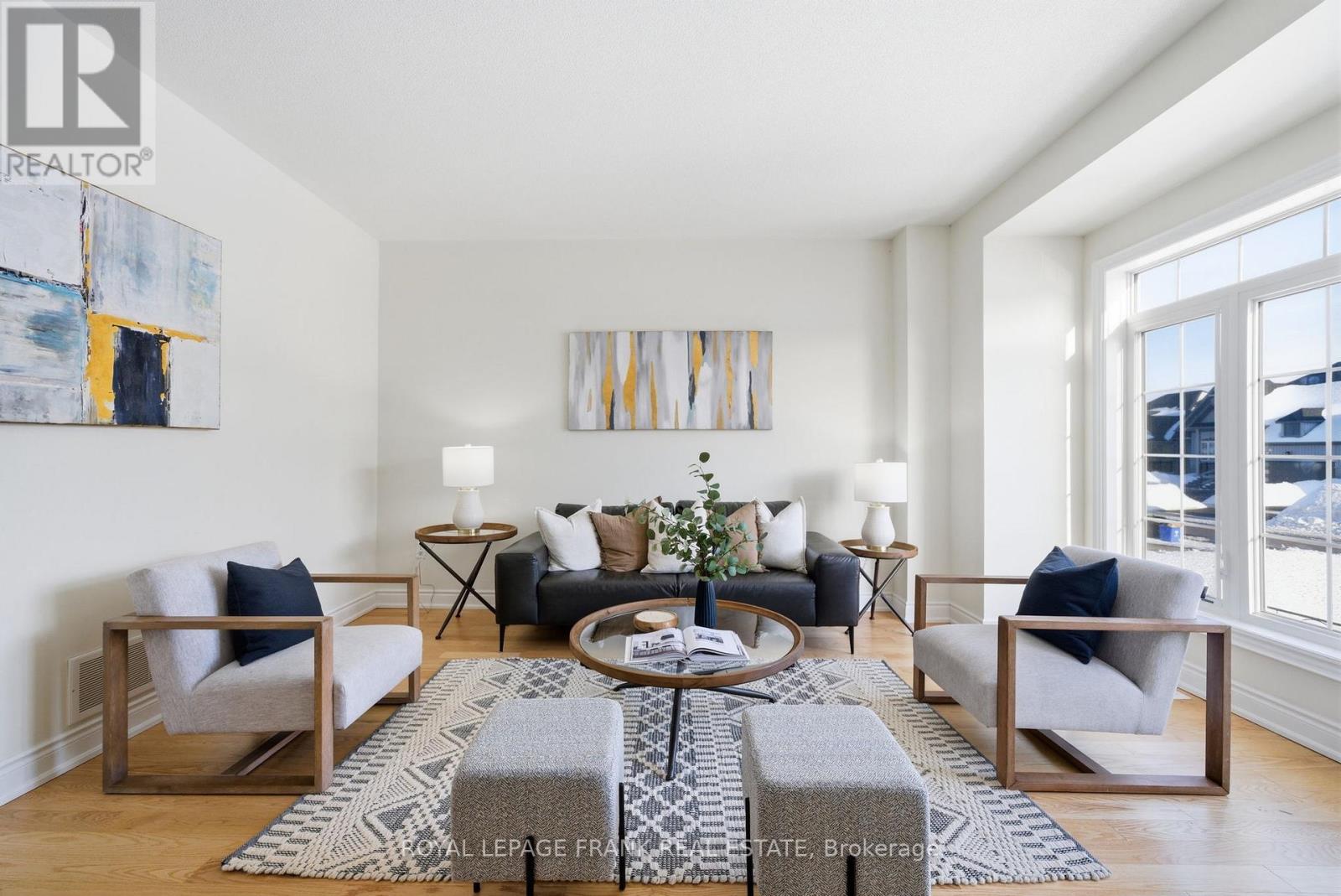 60 Hennessey Crescent, Kawartha Lakes, Ontario  K9V 0P3 - Photo 9 - X12807752