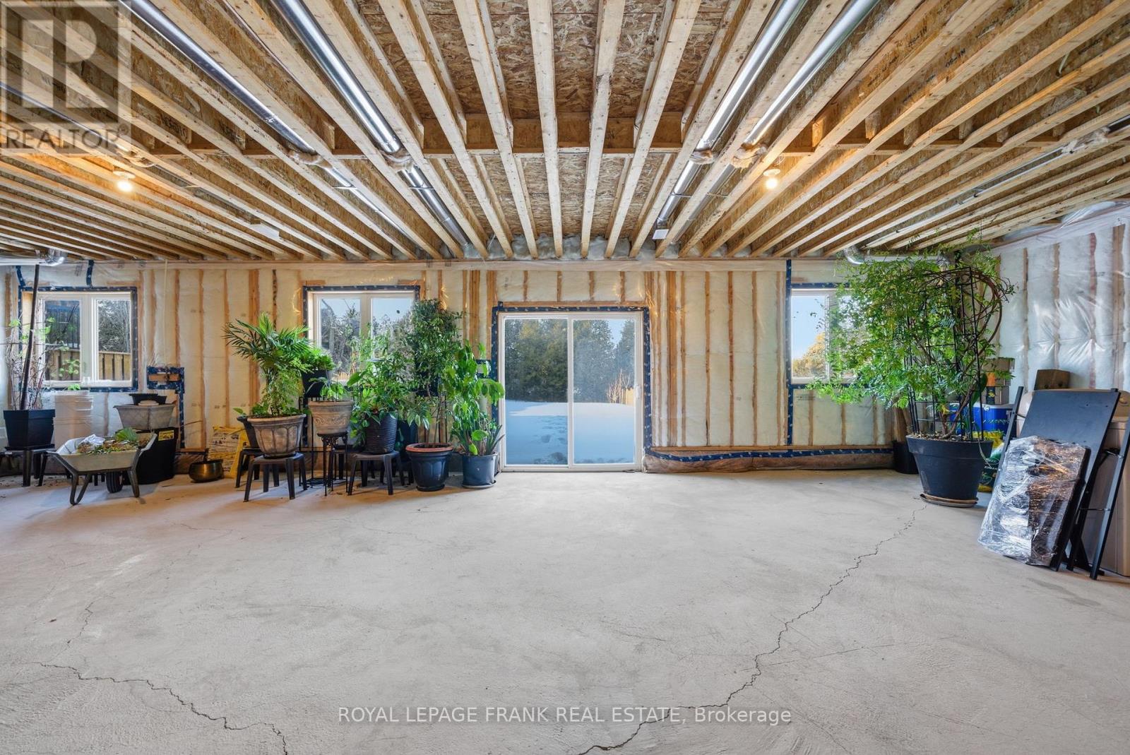 60 Hennessey Crescent, Kawartha Lakes, Ontario  K9V 0P3 - Photo 42 - X12807752