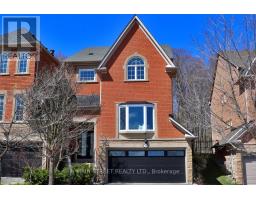 38 CARRIAGE HOUSE COURT, Richmond Hill, Ontario