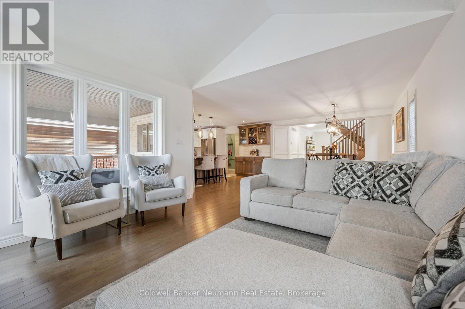 114 Timber Trail Road, Woolwich, Ontario N3B 0C7 - Photo 9 - X12997314